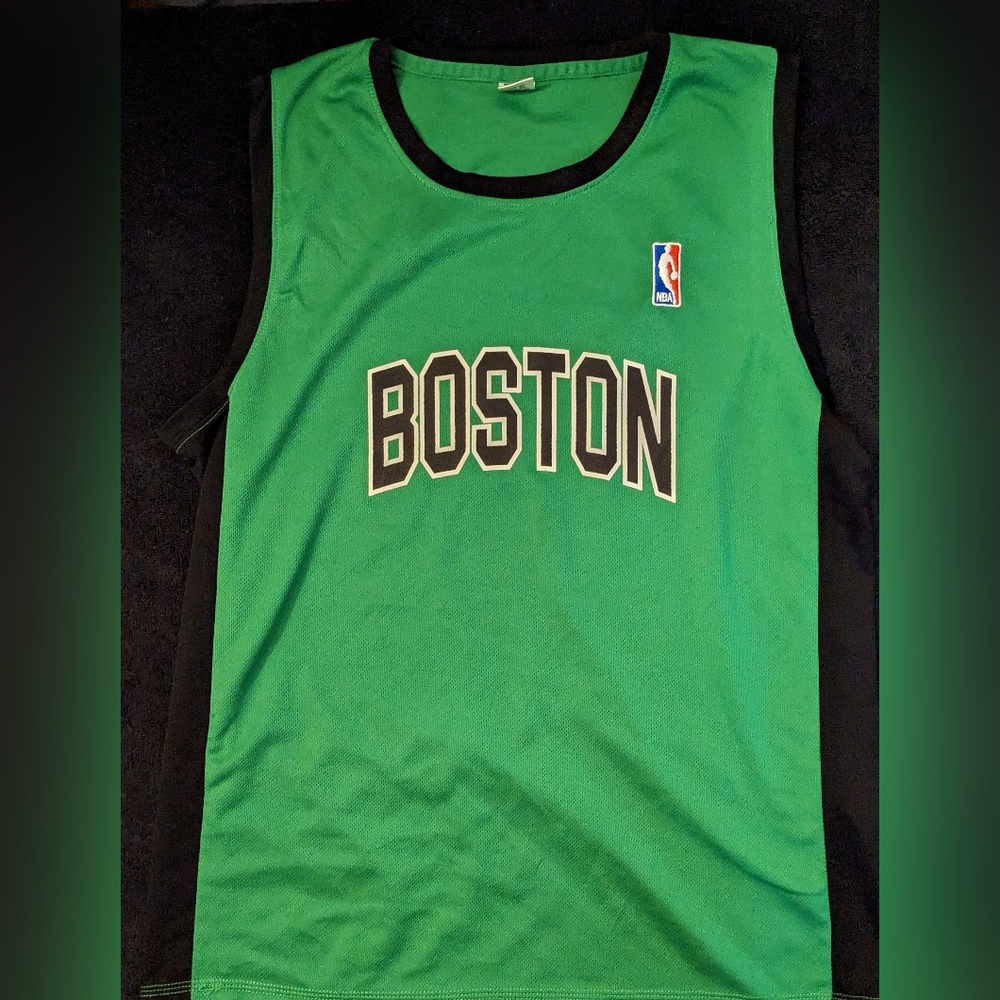 Just Play Boston NBA jersey. Men's XL